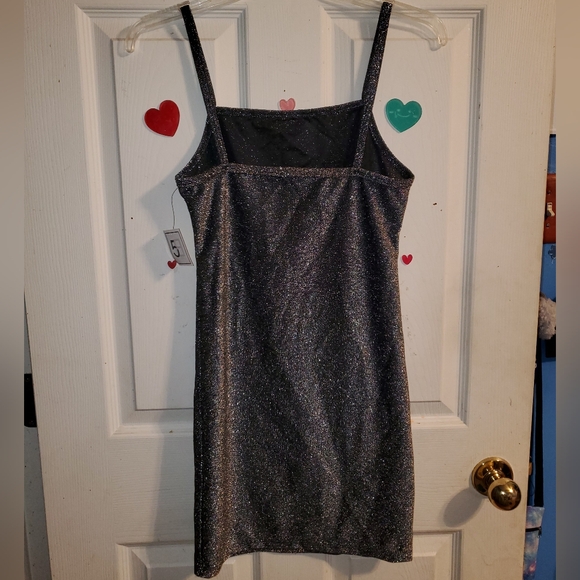 5 for $20 | NWT 5B Style Metallic Bodycon Dress - Picture 6 of 10
